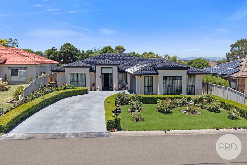 Photo - 6 The Grove, Tamworth NSW 2340 - Image 1