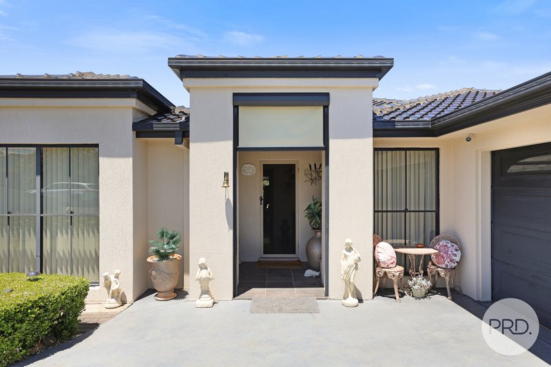 Photo - 6 The Grove, Tamworth NSW 2340 - Image 2