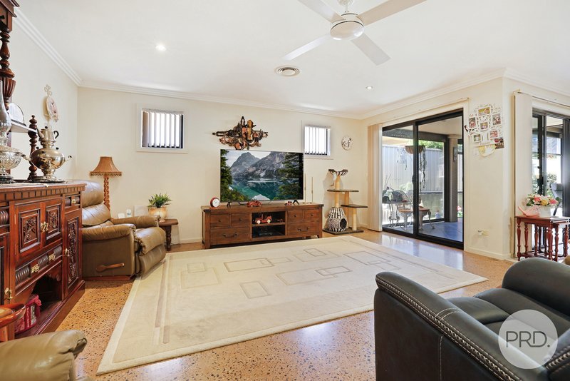 Photo - 6 The Grove, Tamworth NSW 2340 - Image 11