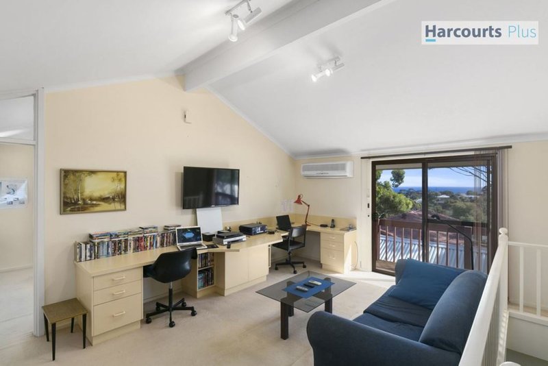 Photo - 6 Thermopylae Crescent, Hallett Cove SA 5158 - Image 10