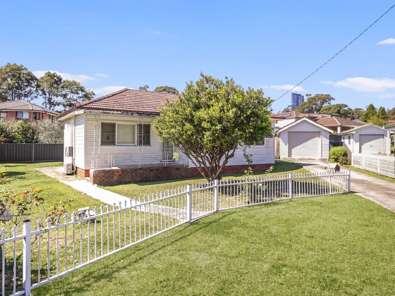 Photo - 6 Thomas Clarke Street, Westmead NSW 2145 - Image 4