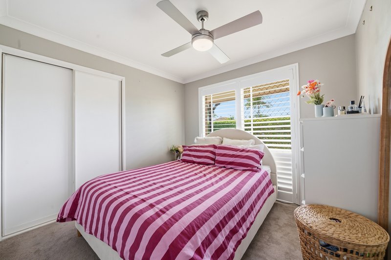 Photo - 6 Thornbill Place, Burleigh Waters QLD 4220 - Image 12