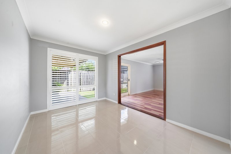 Photo - 6 Thornbill Place, Burleigh Waters QLD 4220 - Image 16