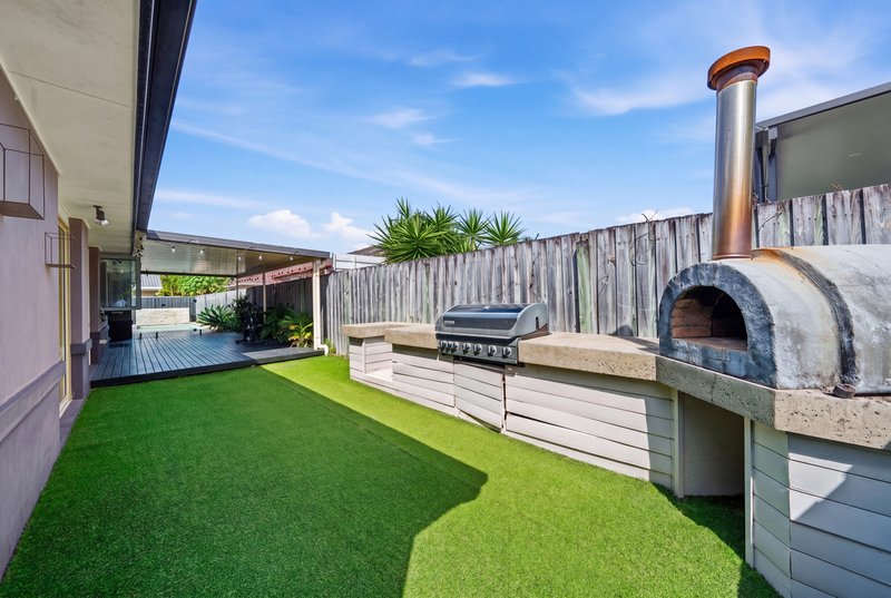 Photo - 6 Thornbill Place, Burleigh Waters QLD 4220 - Image 21