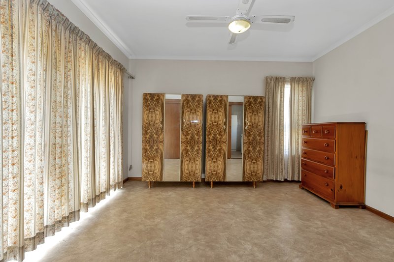 Photo - 6 Thornton Street, Findon SA 5023 - Image 20