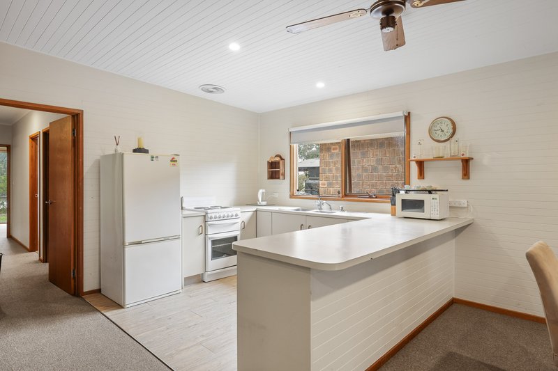 Photo - 6 Ti Tree Drive, Cowes VIC 3922 - Image 4