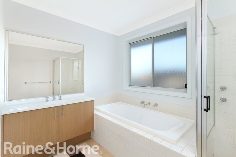 Photo - 6 Tilbury Avenue, Stanhope Gardens NSW 2768 - Image 10