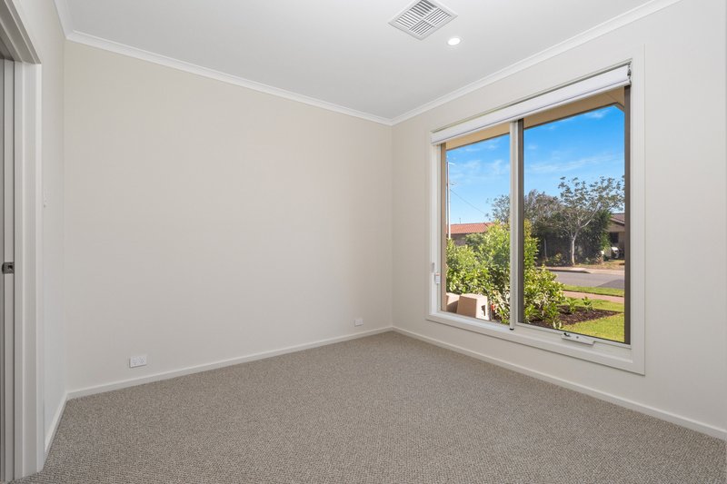 Photo - 6 Tiller Drive, Seaford SA 5169 - Image 3