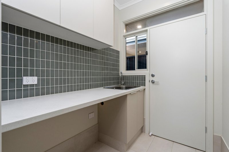 Photo - 6 Tiller Drive, Seaford SA 5169 - Image 8