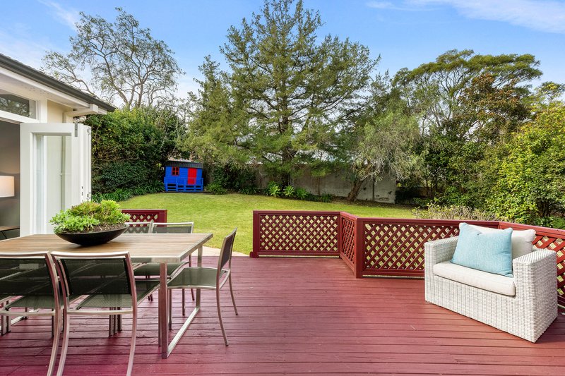 Photo - 6 Tobruk Avenue, St Ives NSW 2075 - Image 6