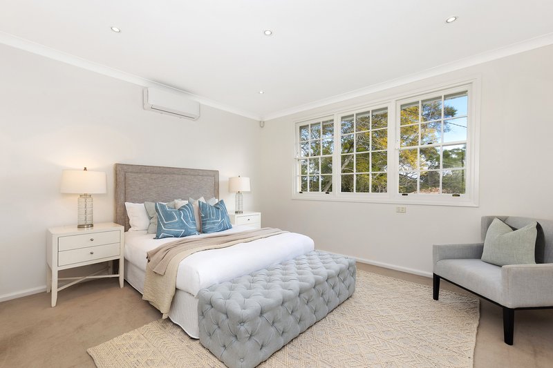 Photo - 6 Tobruk Avenue, St Ives NSW 2075 - Image 8