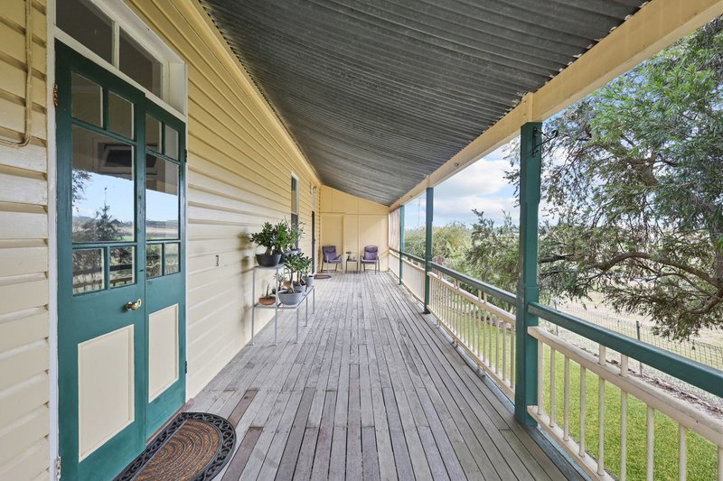 Photo - 6 Tooth Street, Nobby QLD 4360 - Image 2