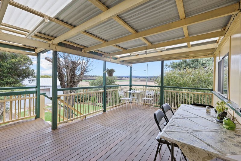 Photo - 6 Tooth Street, Nobby QLD 4360 - Image 3