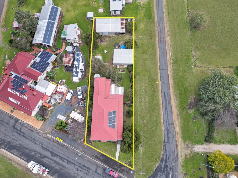 Photo - 6 Tooth Street, Nobby QLD 4360 - Image 5