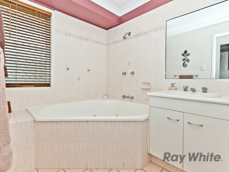 Photo - 6 Topknot Court, Narangba QLD 4504 - Image 7