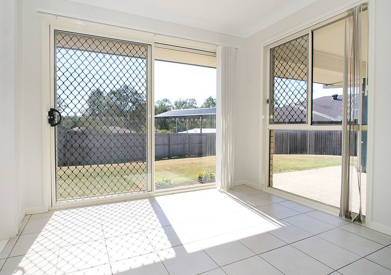 Photo - 6 Toronto Court, Brassall QLD 4305 - Image 5