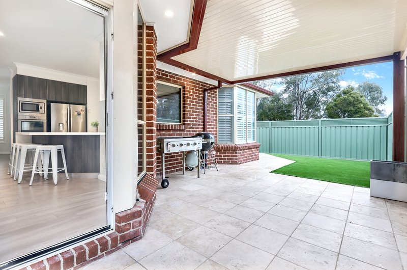 Photo - 6 Torquay Terrace, Glenmore Park NSW 2745 - Image 16