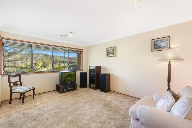 Photo - 6 Towradgi Street, Narraweena NSW 2099 - Image 5