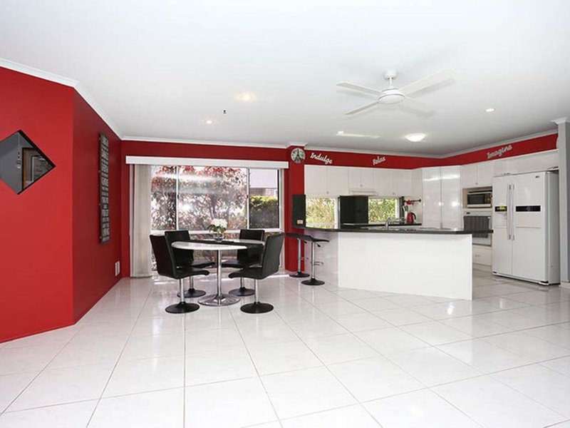 Photo - 6 Tradewinds Drive, Banksia Beach QLD 4507 - Image 3