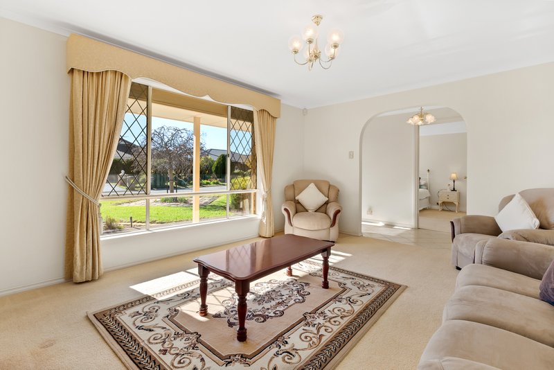 Photo - 6 Tree Top Rise, Blakeview SA 5114 - Image 7