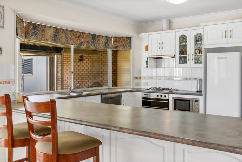 Photo - 6 Tree Top Rise, Blakeview SA 5114 - Image 13