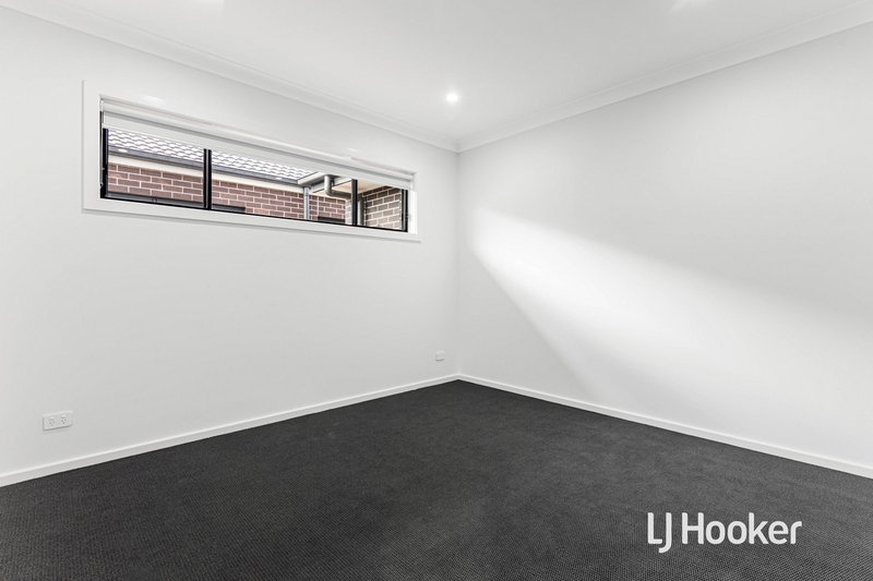 Photo - 6 Treefern Street, Marsden Park NSW 2765 - Image 8