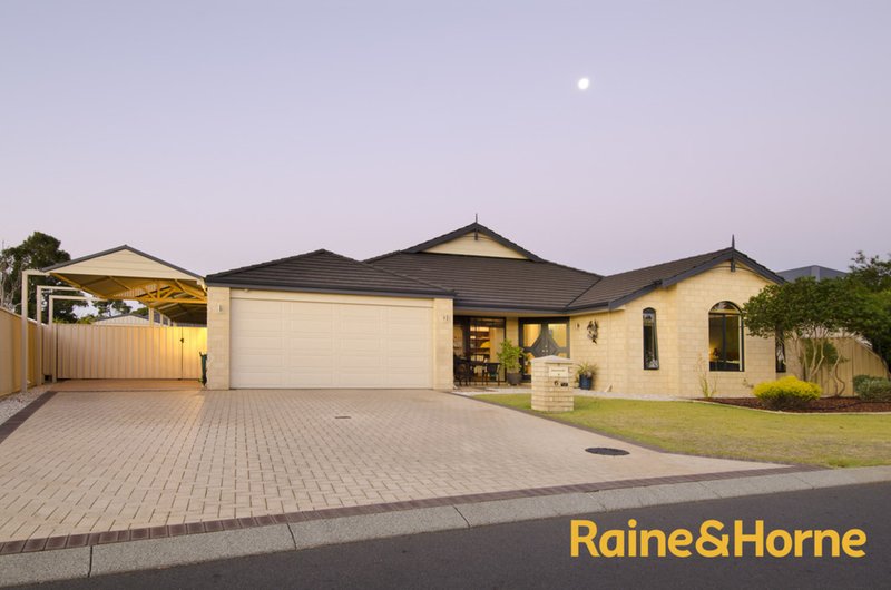 6 Trent Way, Dalyellup WA 6230