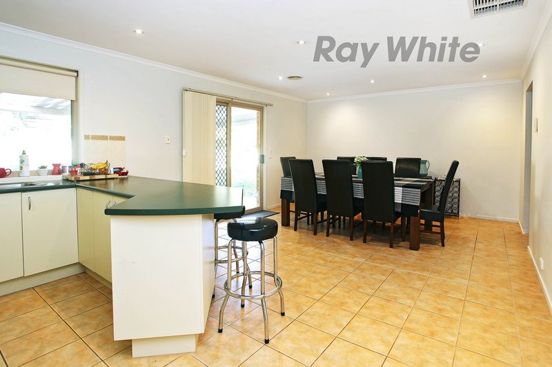 Photo - 6 Trieste Way, Point Cook VIC 3030 - Image 7