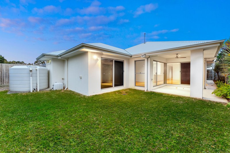 Photo - 6 Troon Street, North Lakes QLD 4509 - Image 20