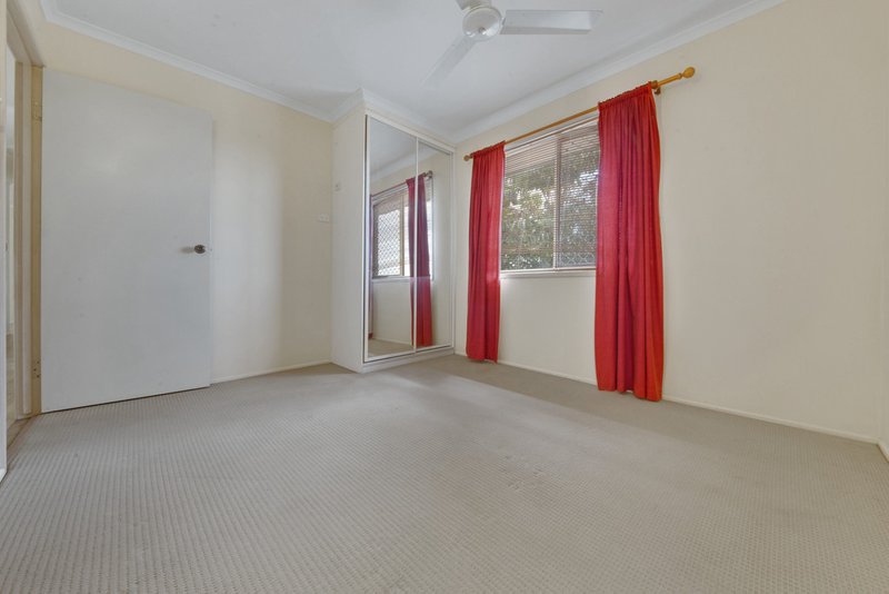 Photo - 6 Tryon Court, Clinton QLD 4680 - Image 14