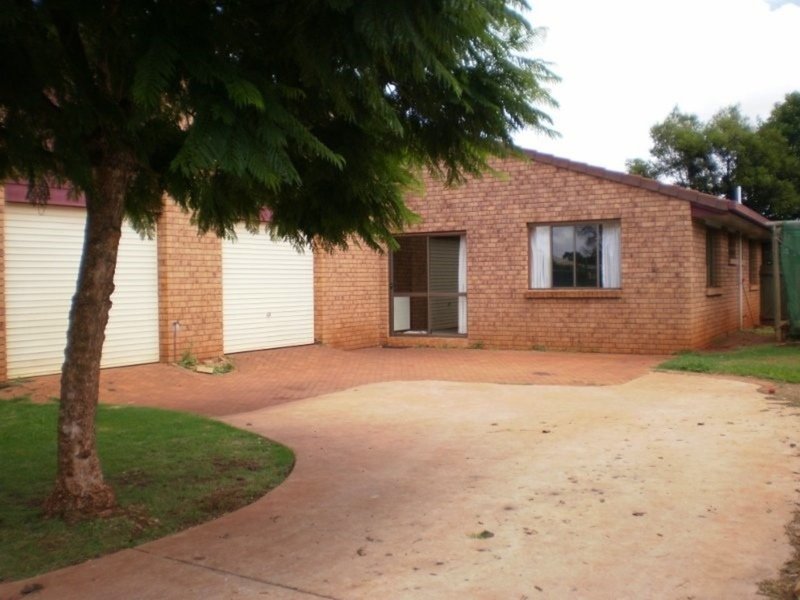 Photo - 6 Tuite Street, Kingaroy QLD 4610 - Image 15