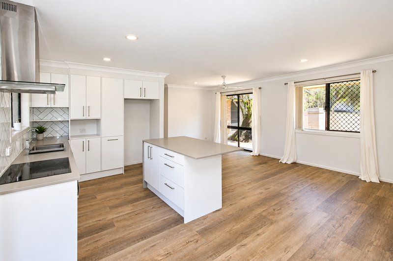 Photo - 6 Tumbarumba Avenue, Ashmore QLD 4214 - Image 6