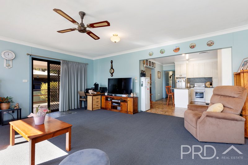 Photo - 6 Tumut Street, Tumut NSW 2720 - Image 2