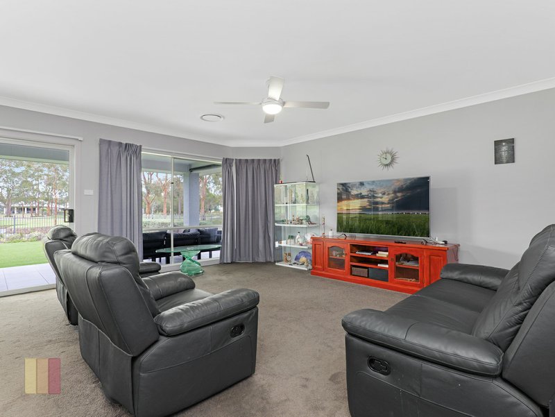 Photo - 6 Turnberry Lane, Medowie NSW 2318 - Image 3