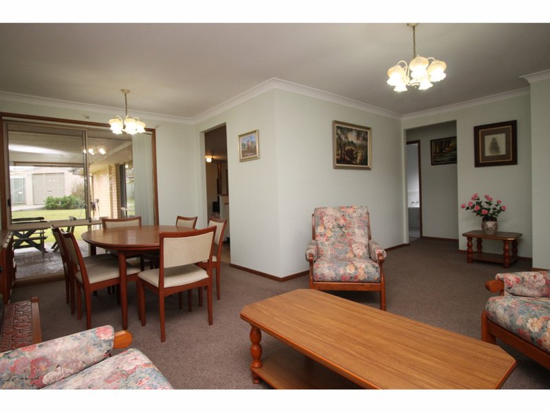 Photo - 6 Turvey Crescent, St Georges Basin NSW 2540 - Image 3