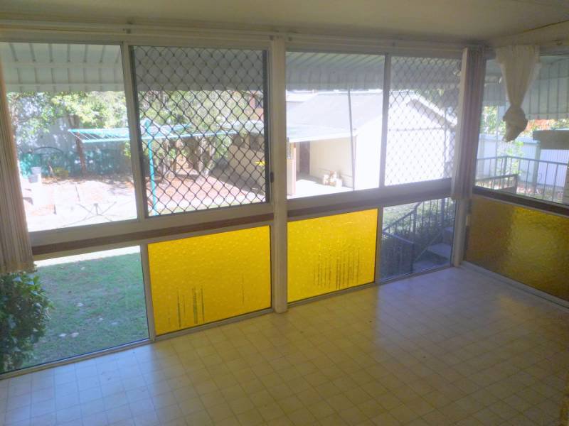 Photo - 6 Upper Holborn Street, Deception Bay QLD 4508 - Image 4