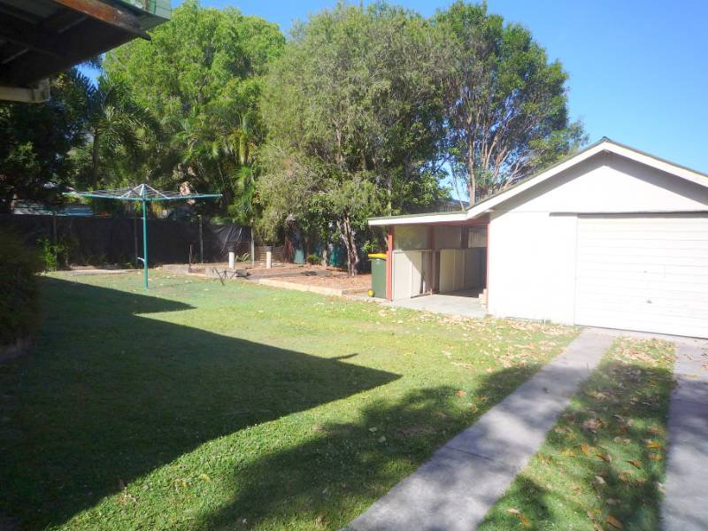 Photo - 6 Upper Holborn Street, Deception Bay QLD 4508 - Image 5