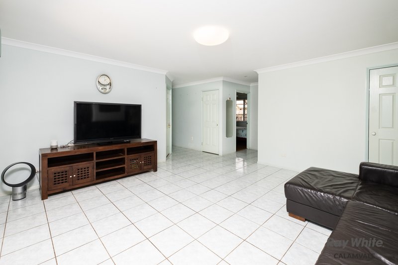 Photo - 6 Vanda Close, Drewvale QLD 4116 - Image 3