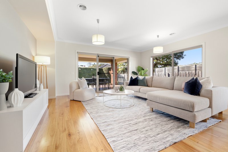 Photo - 6 Vera Street, Murrumbeena VIC 3163 - Image 4