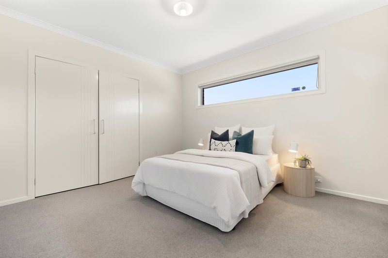 Photo - 6 Vera Street, Murrumbeena VIC 3163 - Image 10