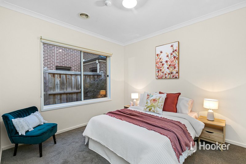 Photo - 6 Verdure Street, Point Cook VIC 3030 - Image 14