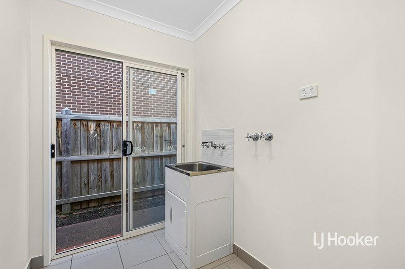 Photo - 6 Verdure Street, Point Cook VIC 3030 - Image 18