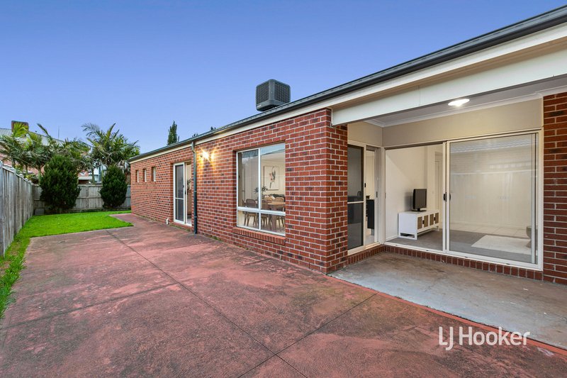 Photo - 6 Verdure Street, Point Cook VIC 3030 - Image 19