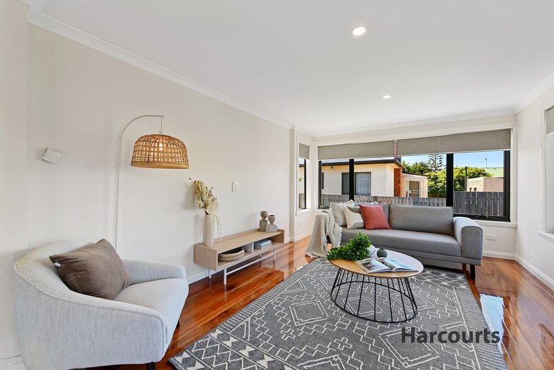 Photo - 6 Victory Avenue, Devonport TAS 7310 - Image 3