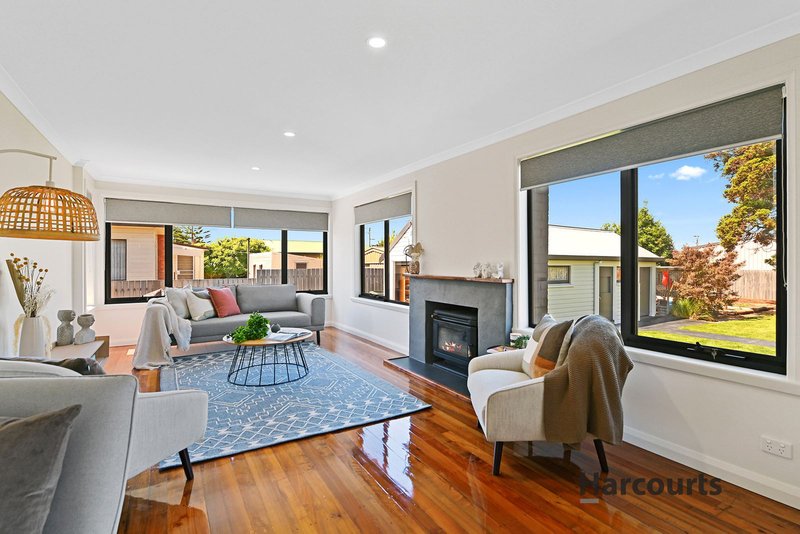 Photo - 6 Victory Avenue, Devonport TAS 7310 - Image 4