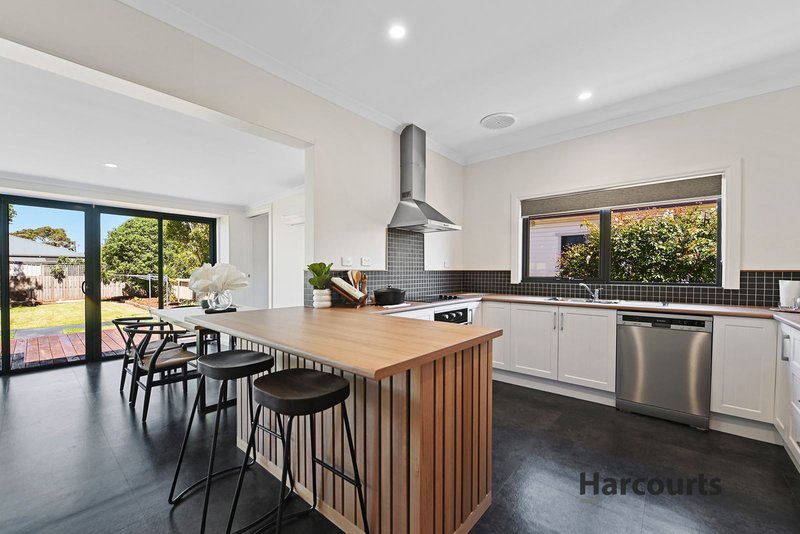 Photo - 6 Victory Avenue, Devonport TAS 7310 - Image 6