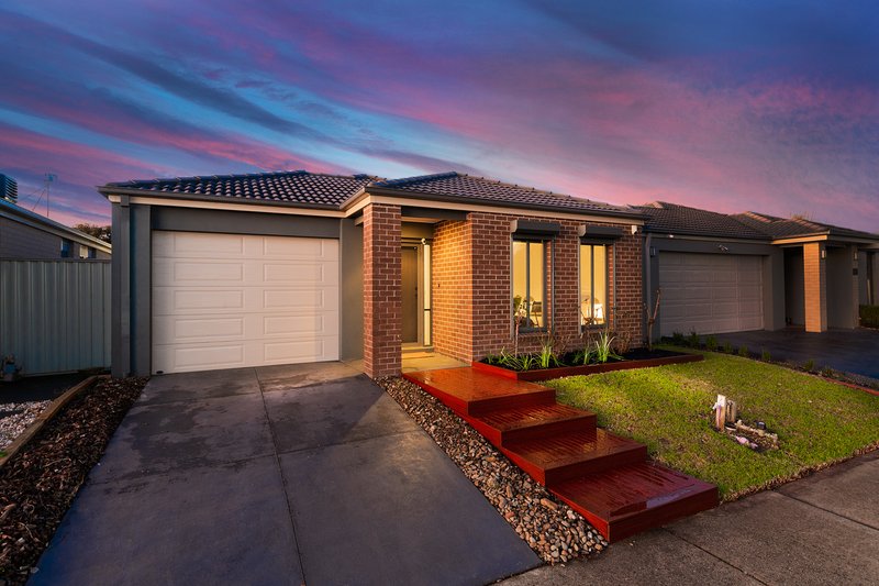 6 Victory Drive, Pakenham VIC 3810