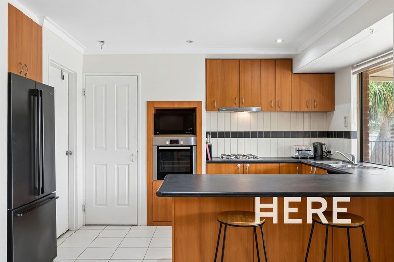 Photo - 6 View Court, Edgewater WA 6027 - Image 1