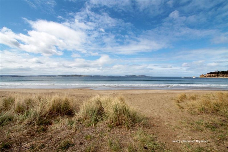 Photo - 6 View Street, Blackmans Bay TAS 7052 - Image 7