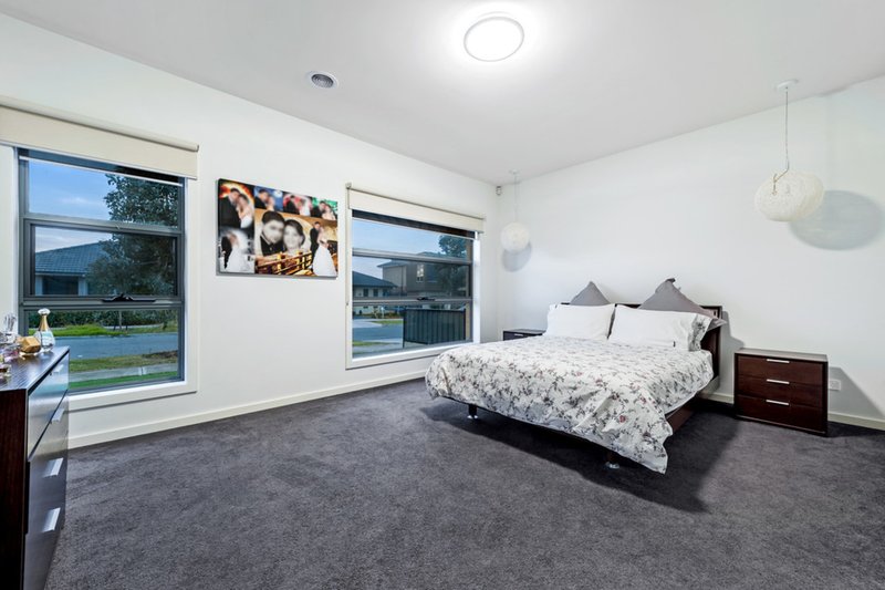 Photo - 6 Virtue Way, Craigieburn VIC 3064 - Image 6